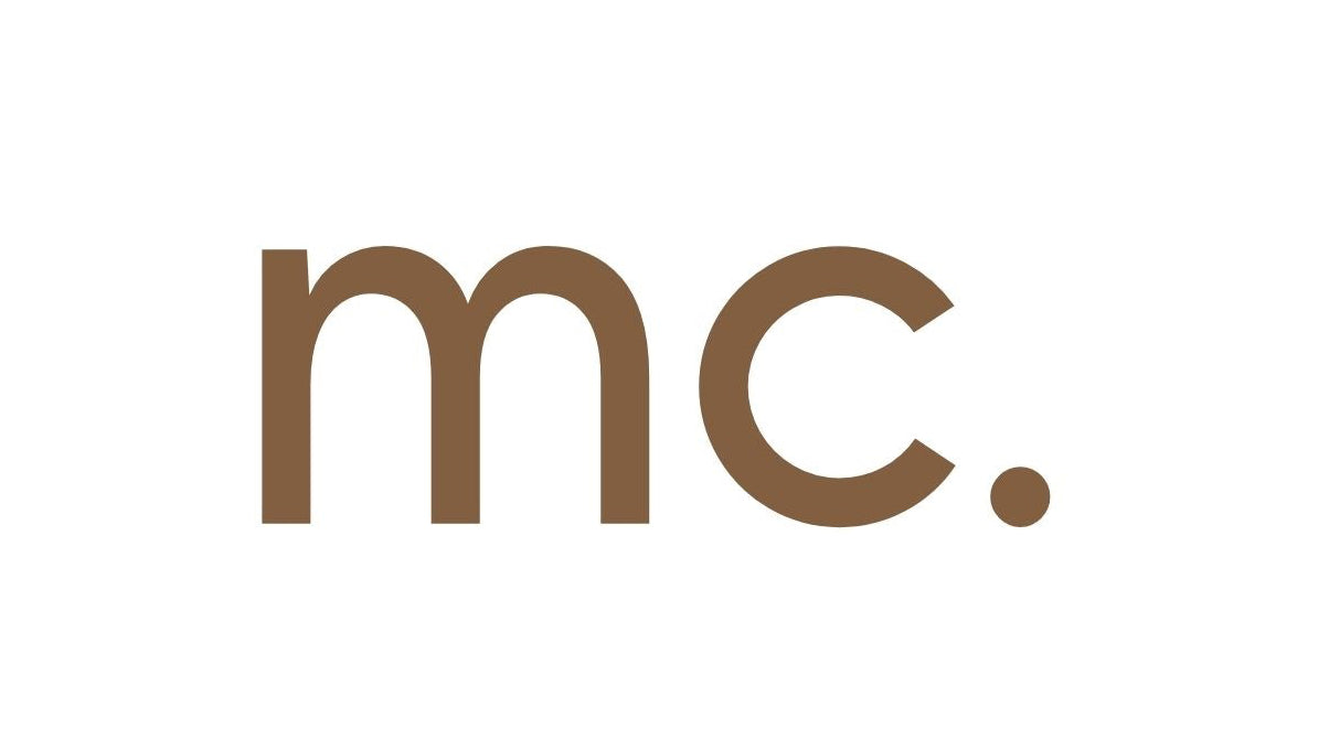 MC.